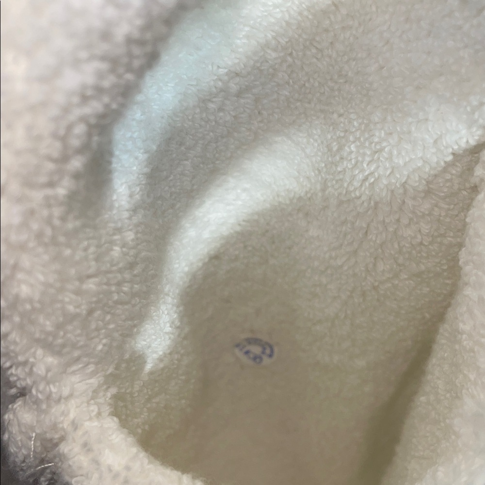 Luxurious Plush organic turkish cotton White Bathrobe/free shipping - Picture 2 of 5